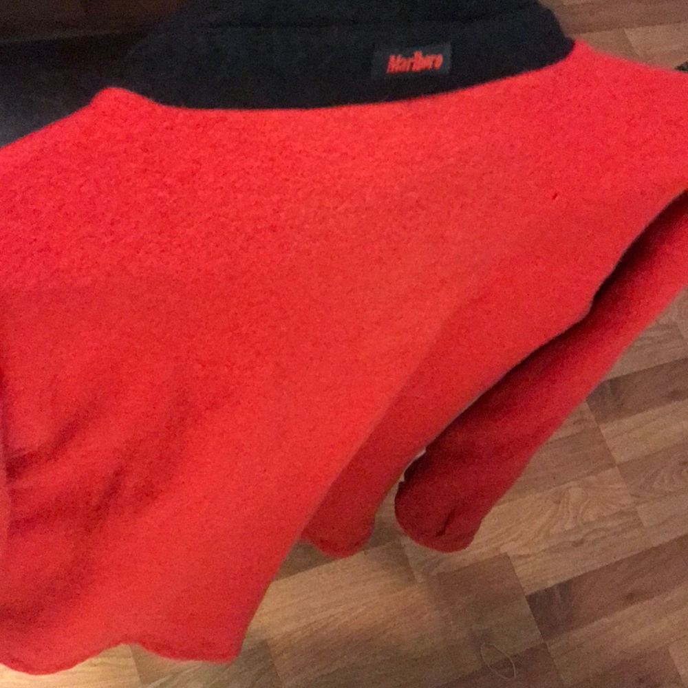VINTAGE MARLBORO RIVERSABLE JACKET - Picture 3 of 16